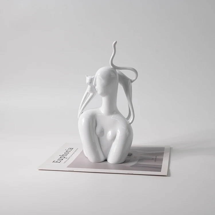 

Современная скульптура из смолы: декоративная фигурка женского тела для дома, офиса, отеля. Оригинальный дизайн, абстрактное искусство.