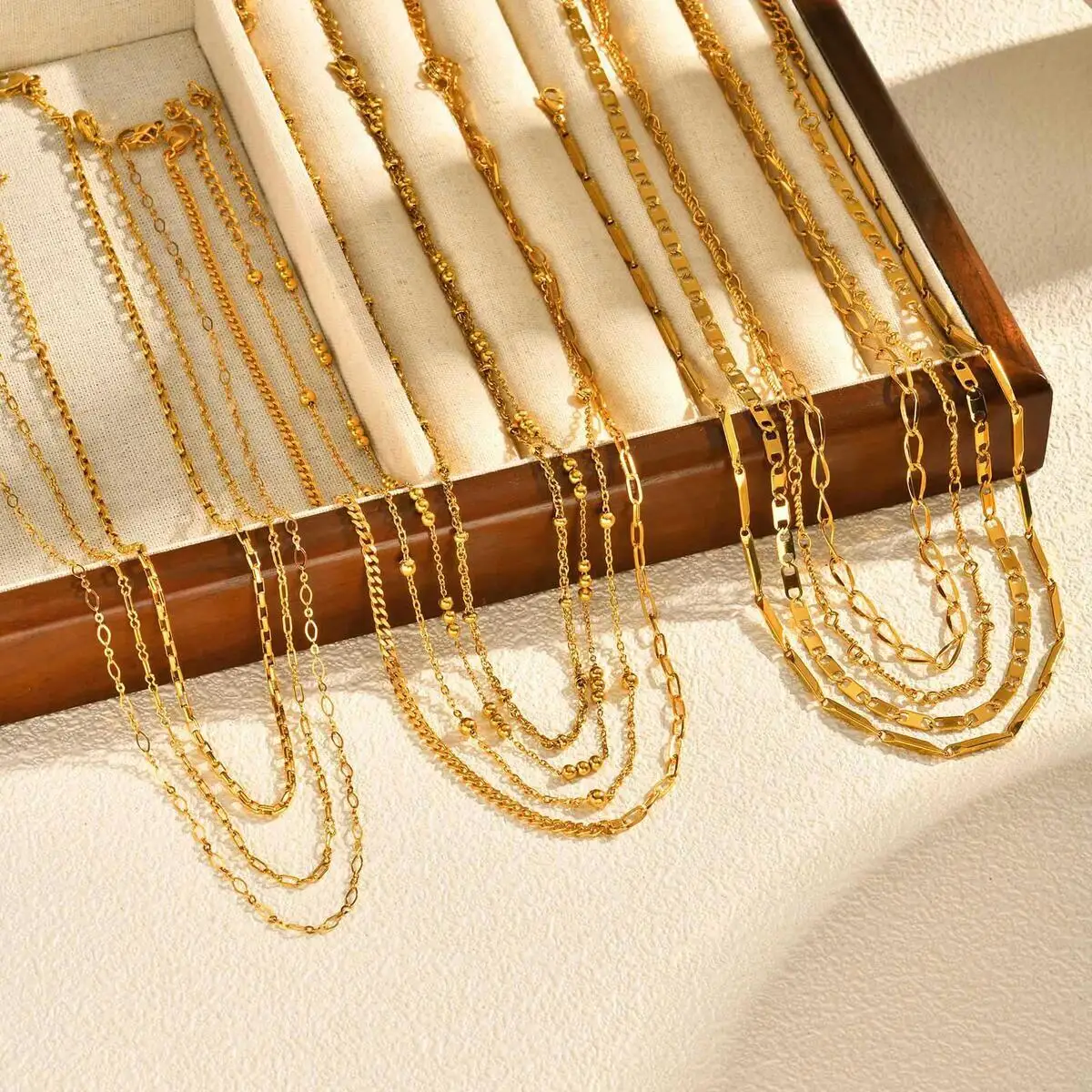 

Vnox Stainless Steel Snake Oval Twist Beads Paperclip Link Chain Necklace For Women Charm Gold Plated Choker Jewelry Accessories