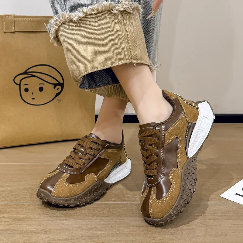 Sepatu Wanita 2025 Sepatu Vulkanisasi Wanita Bertali Sepatu Platform Ujung Bulat Sepatu Wanita Kasual Luar Ruangan Warna Campuran