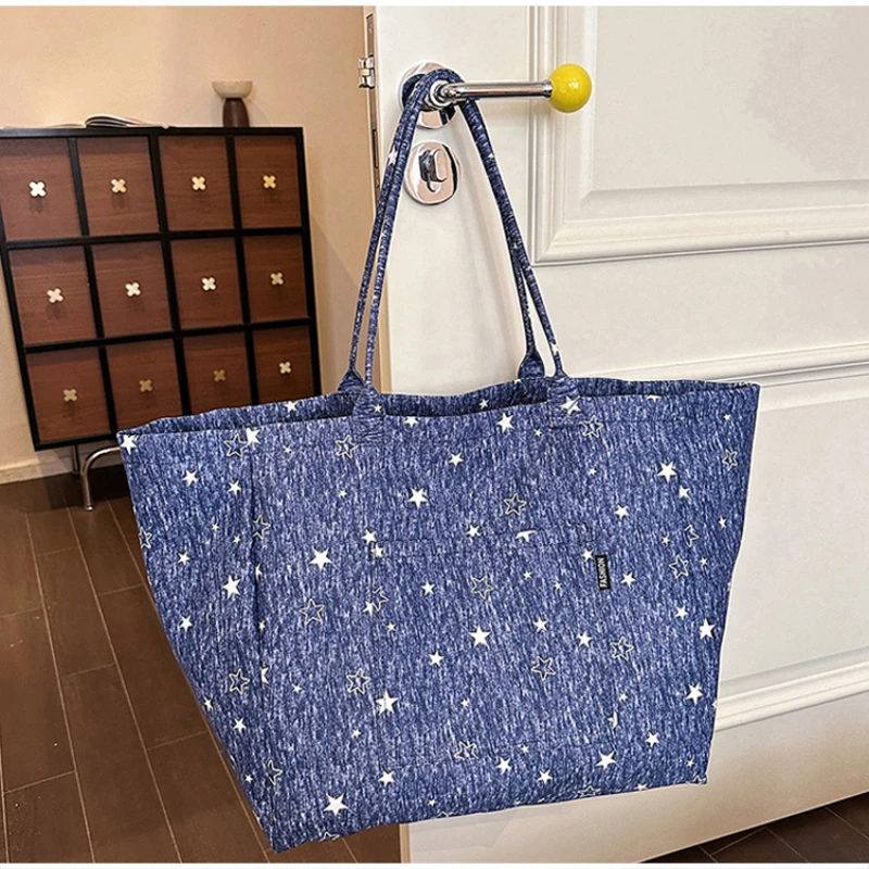 Koreanische Tragetasche mit Sterndruck, Damen-Shopper-Schultertasche, geräumige Handtasche für den täglichen Gebrauch, einfarbig, vielseitig, minimalistisch – Detail 13