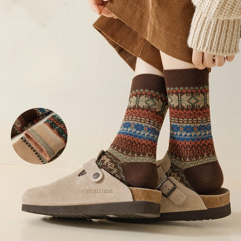 Autumn and Winter Retro Women's Boneless Ethnic Style Double-needle Medium Tube Socks Combed Cotton Socks Woman