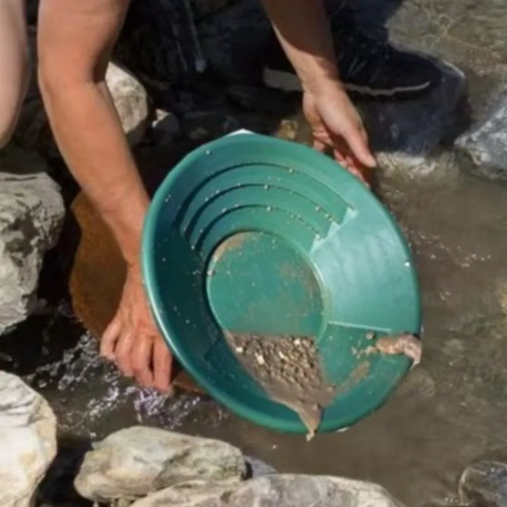 Portable 14inch Gold Panning Basin Round Plastic Sieve Gold Pan Nugget Sluicing Pan for Metal Detector