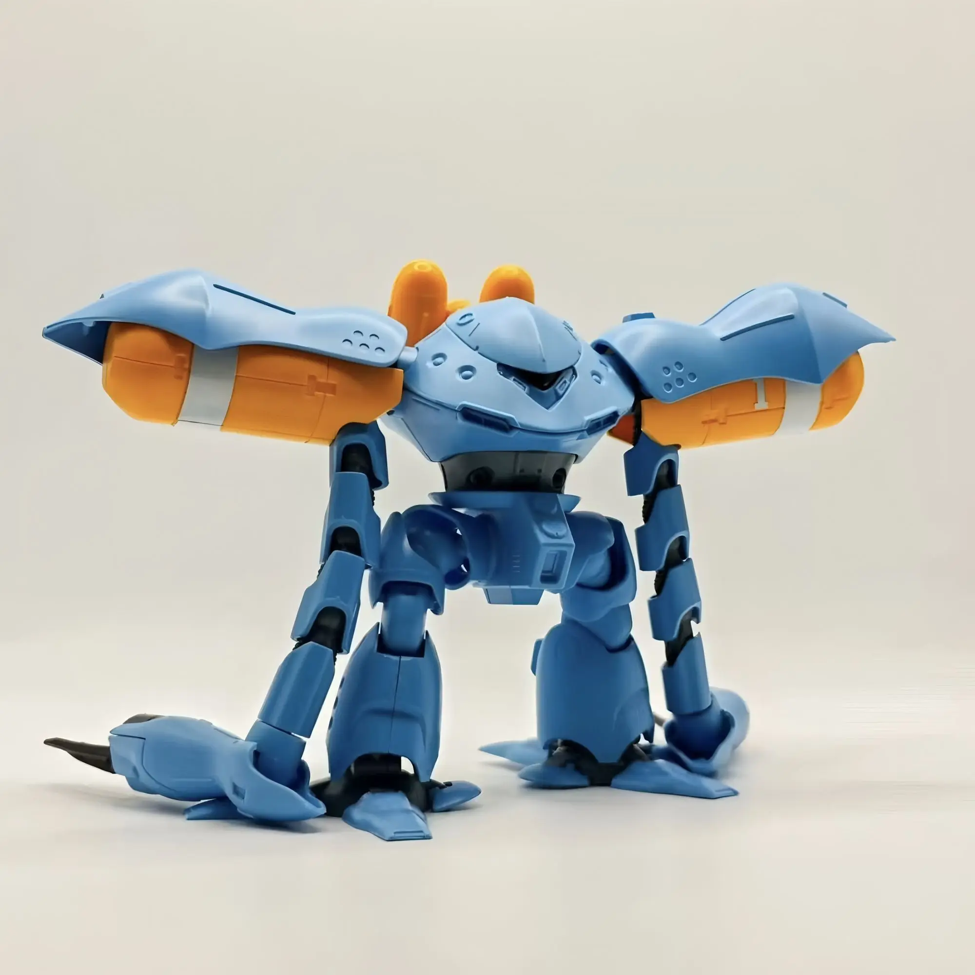 HGUC 037 1/144 Kit de modelos de ensamblaje figura de acción de cangrejo mágico Kits de modelos de plástico colección decoración juguetes para niños regalos de Navidad