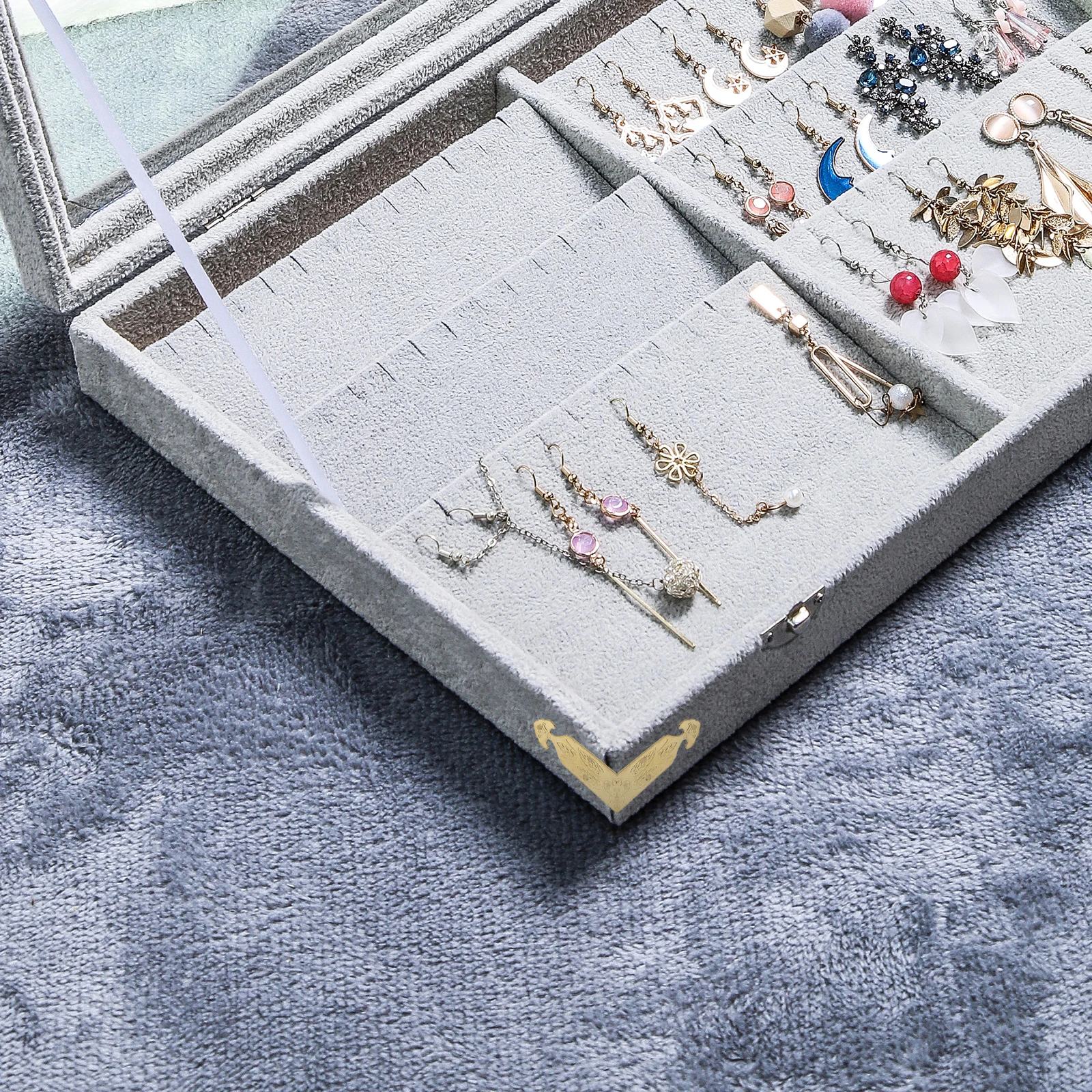 

4 set Brass Corner Protectors Vintage Style For Jewelry Box Wood Case Protection Finish Durable Box Corner Guards