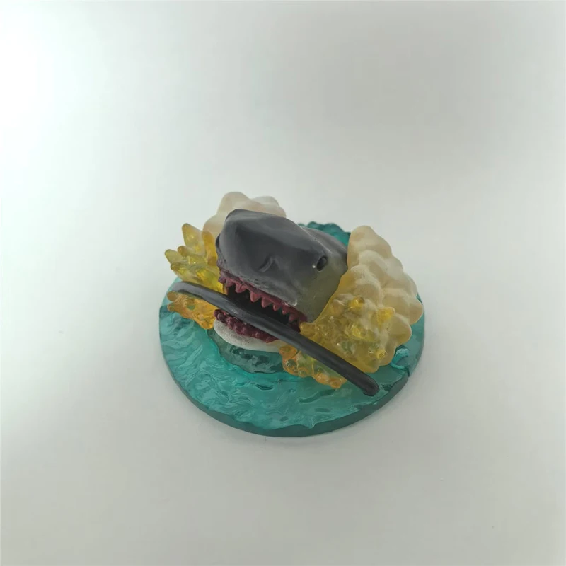 Cartoon Anime Sea Life Jaw Scena Ornamento Giocattolo Teatro Prop Grande squalo bianco Simulazione Giocattolo Figura Modello Collezione limitata Regalo