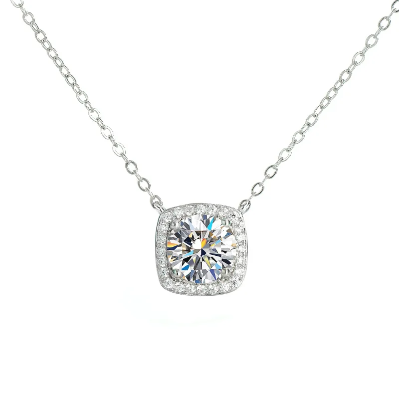 

Light Luxury Simple Design S925 Sterling Silver Fine Diamond Pendant Necklace for Women
