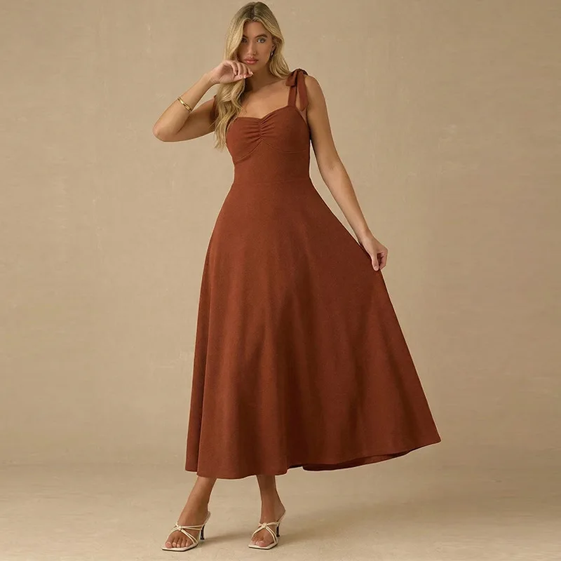 

Элегантное платье-миди 2026 года, однотонное, на бретельках, с эффектом утяжки талии