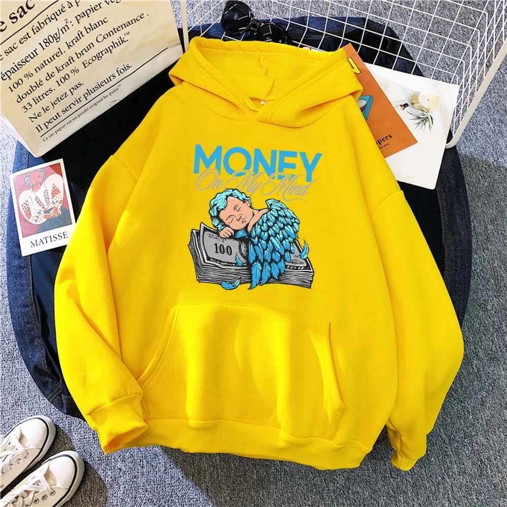 

The Angel Boy Sleeping On Money Printed Women Hoodies Fashion Loose Hoody Casual Fleece Y2K Womenswear Harajuku Soft Clothes