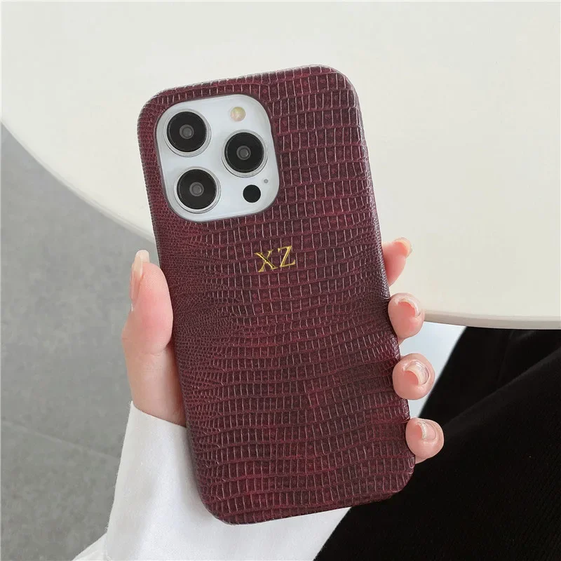 Personalisierte Gold-Initialen Lederhülle für iPhone 17 Pro Max 16 15 14 13 Pro Max Luxuriöse Eidechsen-PU-Hartschale – Detail 13