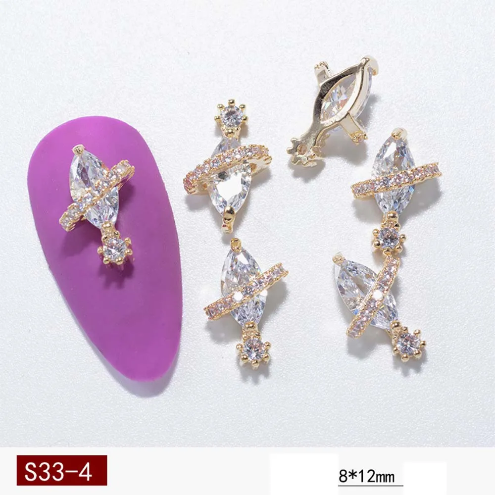 

Metal Zircon Manicure Tools Crystal Diamond Pendant Chain Butterfly Nail Rhinestones Nail Art Decorations Nail Art Jewelry