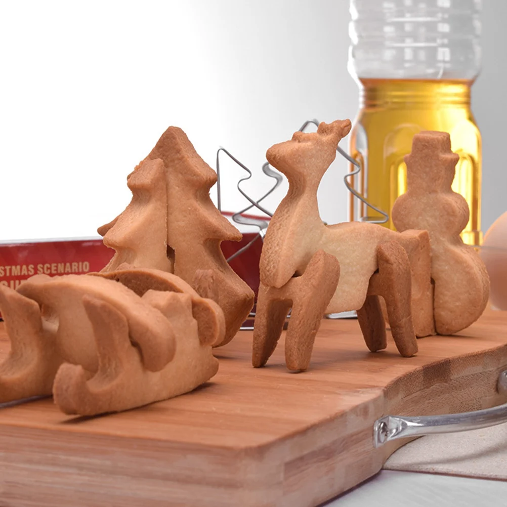 

18pcs Christmas Cookie Cutters Stainless Steel Biscuit Mold Set House Tree Snowflake Star Designs Kids Friendly