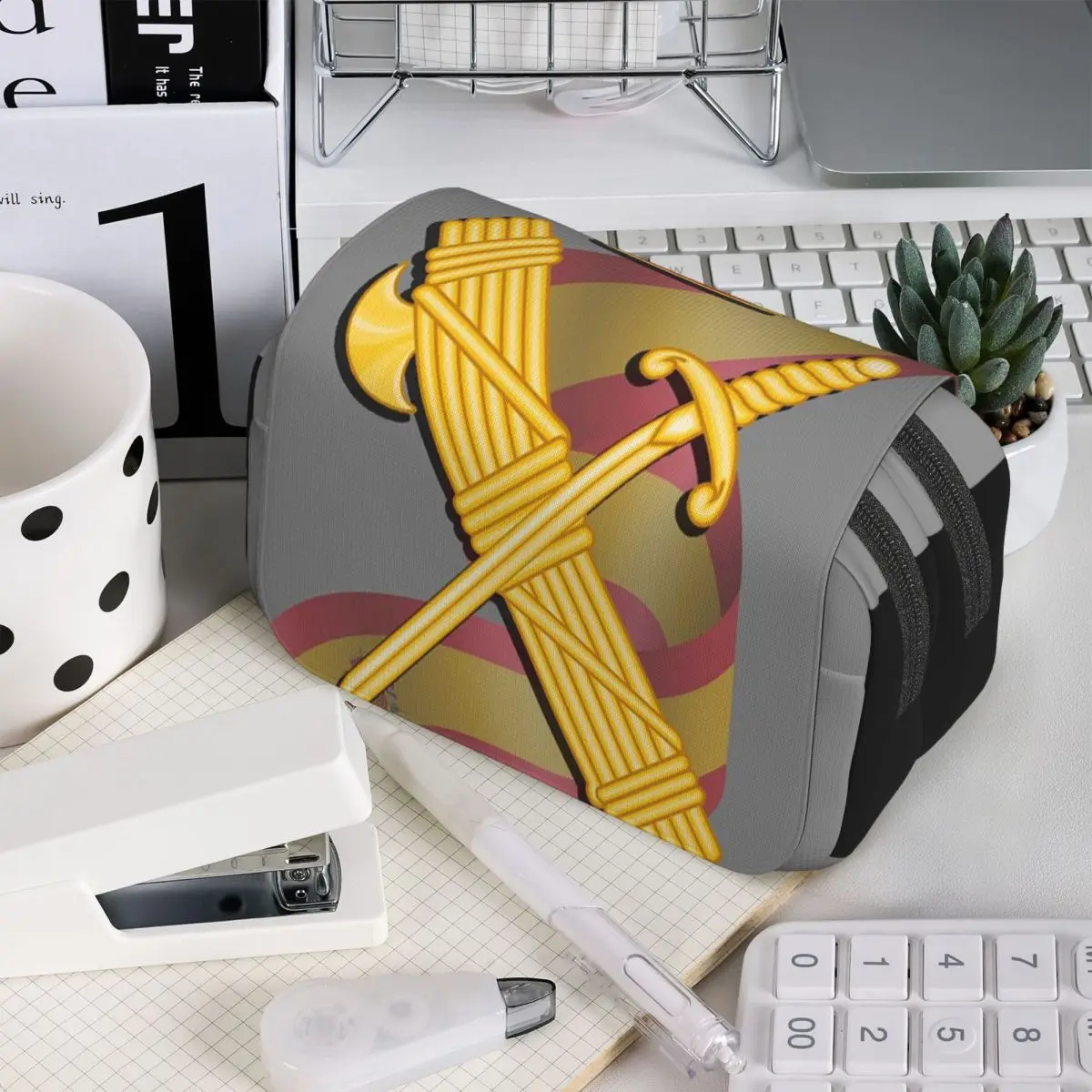 

Пенал с флагом Испанской гражданской гвардии для студентов, школьный пенал, сумка для ручек, канцелярские принадлежности, сумка-держатель для ручек