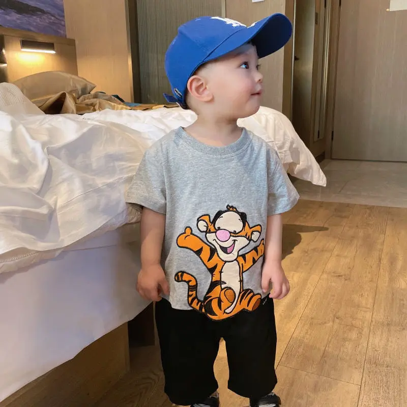 

Disney Tigger Winnie The Pooh T-Shirts Children's Cartoon Embroidery Short-sleeved Cotton Summer Boys Girl Top Kids Clothes