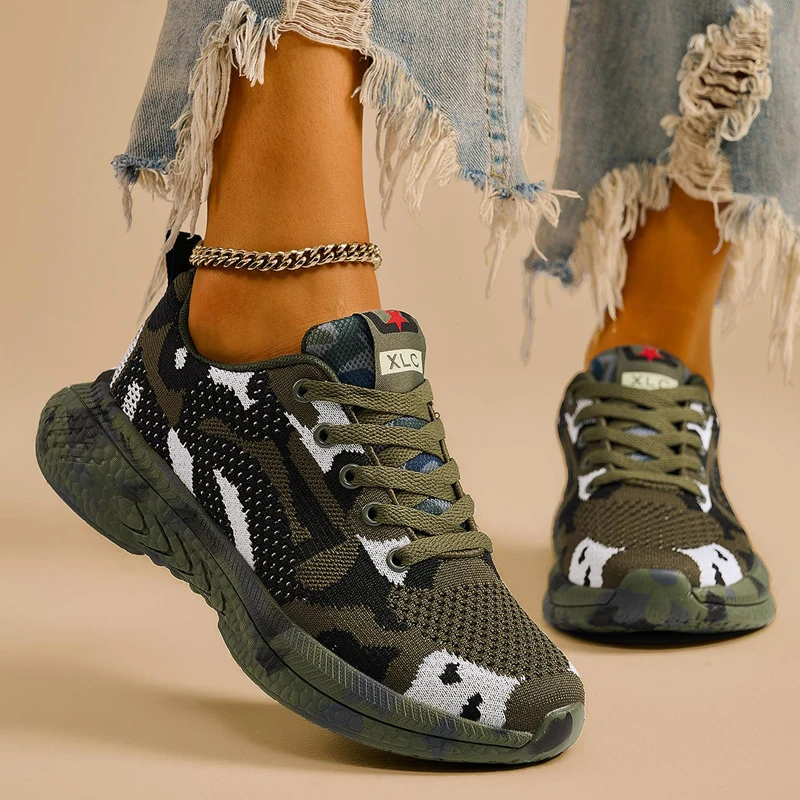 

Fashionable Camouflage Men Women Running Shoes Breathable Mesh Sports Shoes Lightweight Lace Up Couple Tennis Walking Sneakers
