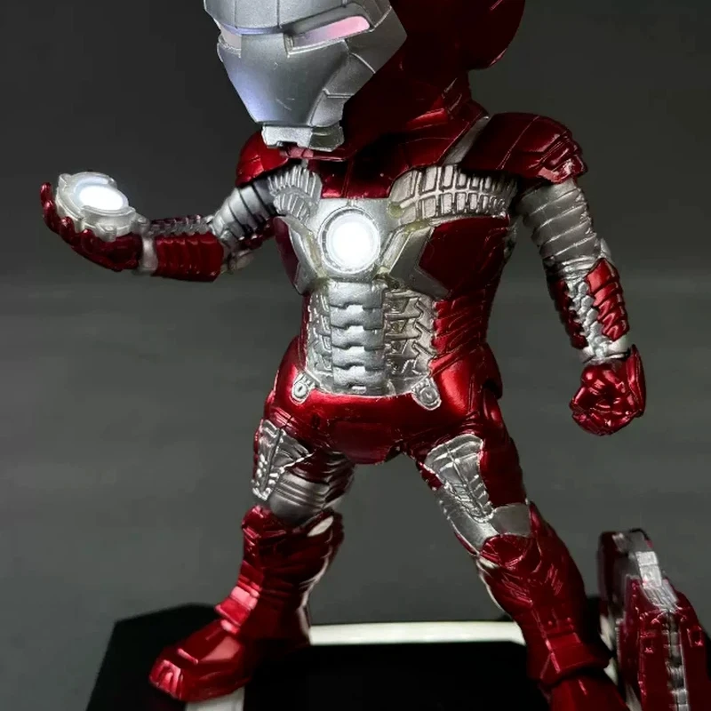 

Marvel Avengers Q-Version Iron Man Mk5 Voice Controlled Illuminated Model Desktop Figurine Car Desktop Ornament Surprise Gift