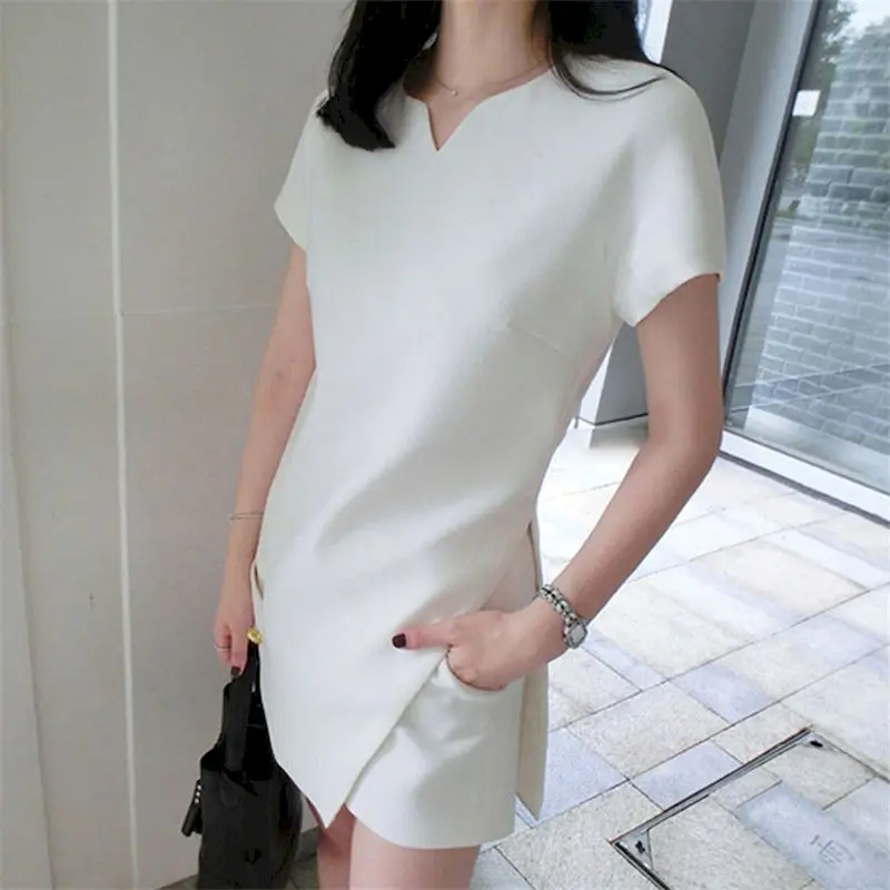 Fashion Suits Women Summer 2024 New Korean Temperament Short Sleeve T Shirt Split Irregular Shirt and Shorts Thin 2 Piece Sets