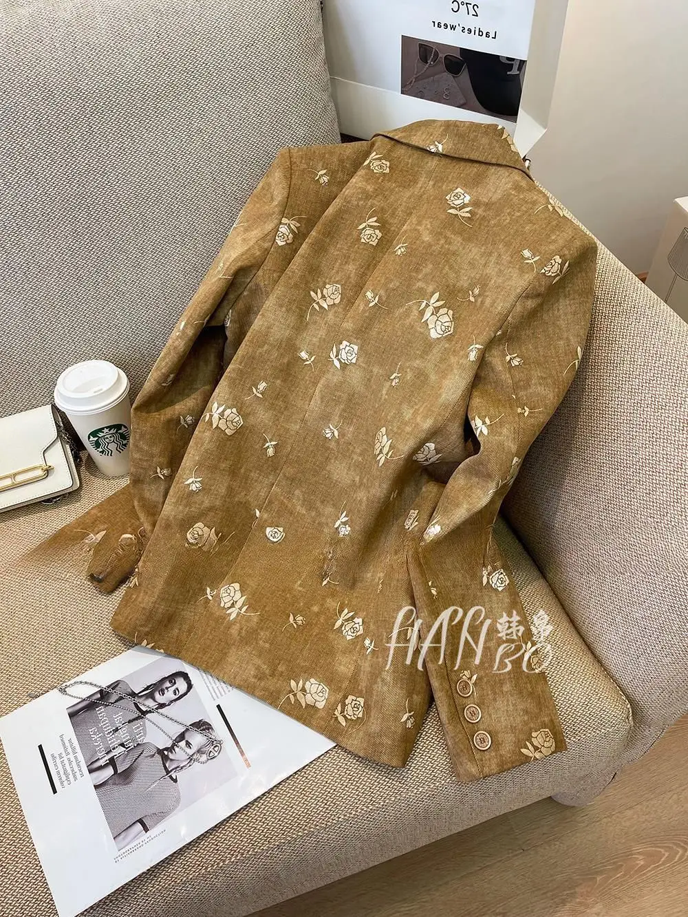 Blazer Wanita Musim Semi dan Gugur 2025 Desain Cetak Mawar Baru Gaya Retro Kasual