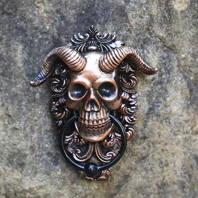 1pc Goat Skull Door Hanging Resin Hell Demon Skull Decoration Pendant Door Knocker Gothic Door Knocker Home Decoration