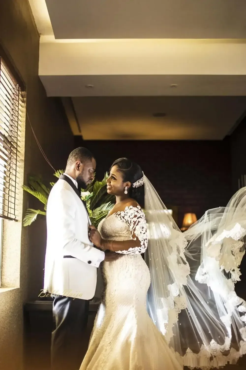 Vestido De novia De sirena africano personalizado, vestidos De novia De encaje De manga larga, Vestido De novia hecho a medida para chica negra