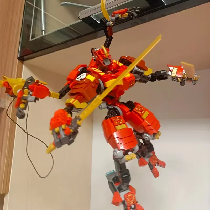

623PCS Ninja Series Red Dual Climber Blade Mech Robot Model 71812 Collection For Friend Party Christmas Ornaments Adult Gifts