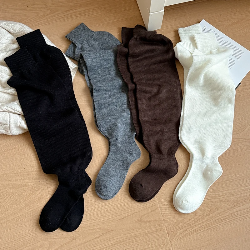 Mode frauen Socken Lange Japanischen Stil Strümpfe Neue Einfarbig Kniehohe Lose Socken Für Frauen Trendy Dicke Adrette