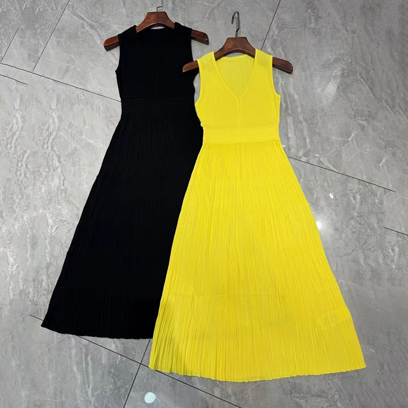 

Women's dress New elastic knitted long skirt for summer 2025 Waist waist slim fit sleeveless midi dresses V-neck party dresses