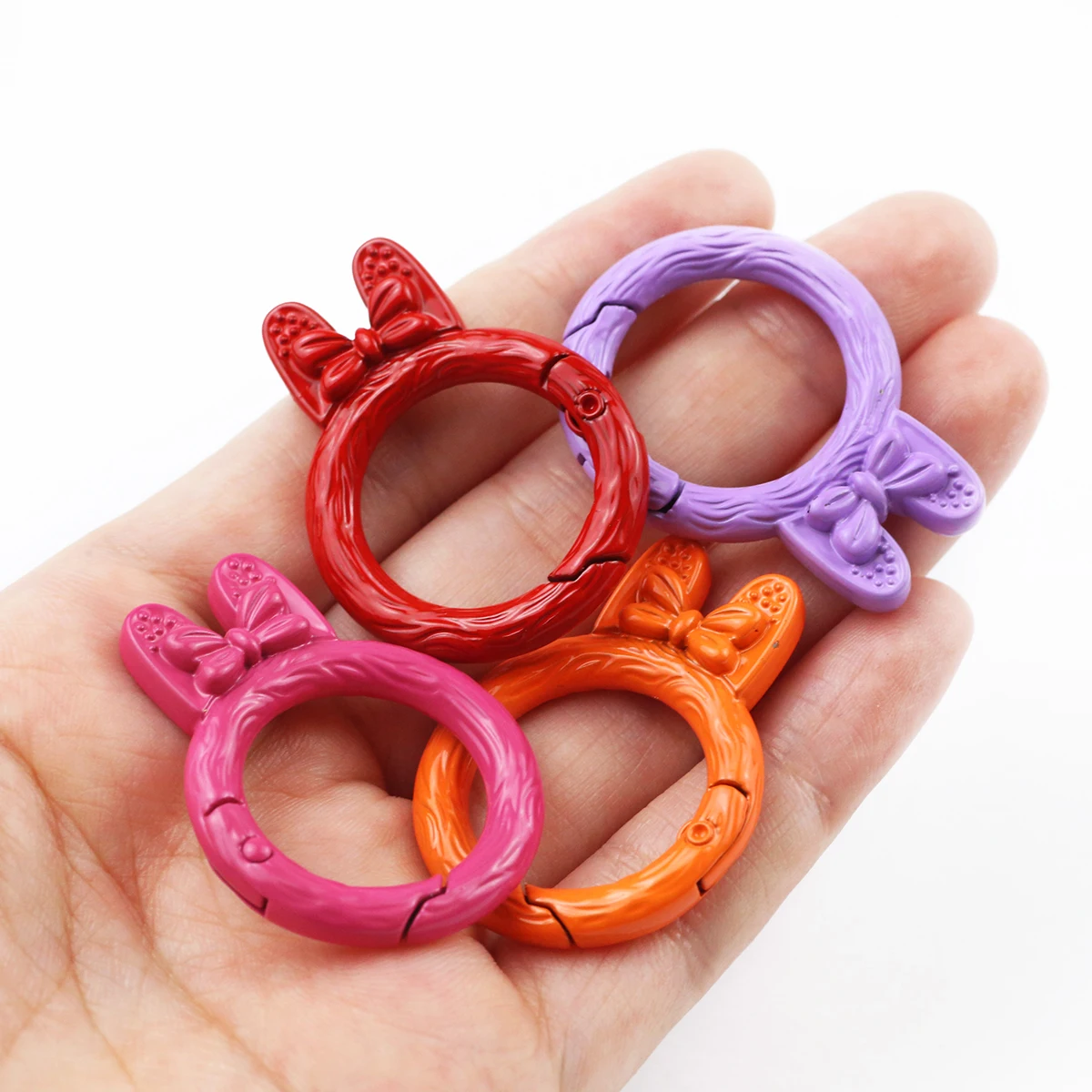 2 ~ 10Pcs colorato a forma di coniglio chiusura a moschettone portachiavi etichetta giocattolo/connettore etichetta per gioielli fai da te braccialetto che fa accessori