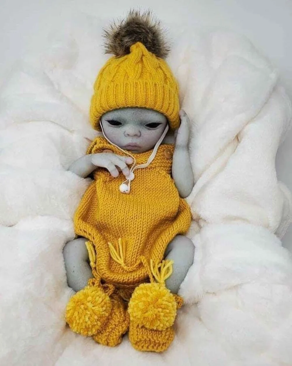 15Inch Unfinished Reborn Doll Kit Imani Alien Baby Premie Size Levensechte Soft Touch Ongeverfd Doll Onderdelen Met Doek Lichaam