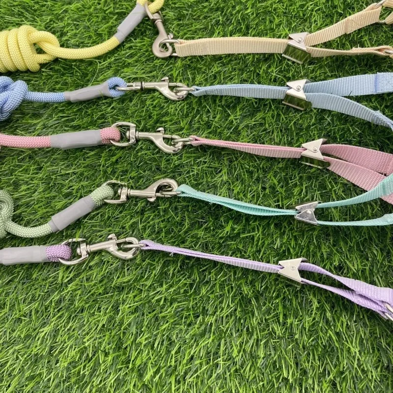 مقود كلب كورومي الجديد من مينيسو، مقود مضاد للهروب للحيوانات الأليفة للكلاب الصغيرة والمتوسطة