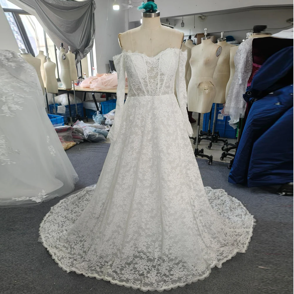 Robe de mariée en dentelle exquise personnalisée, épaules dénudées, ligne A, avec traîne de balayage, robes de mariée de jardin