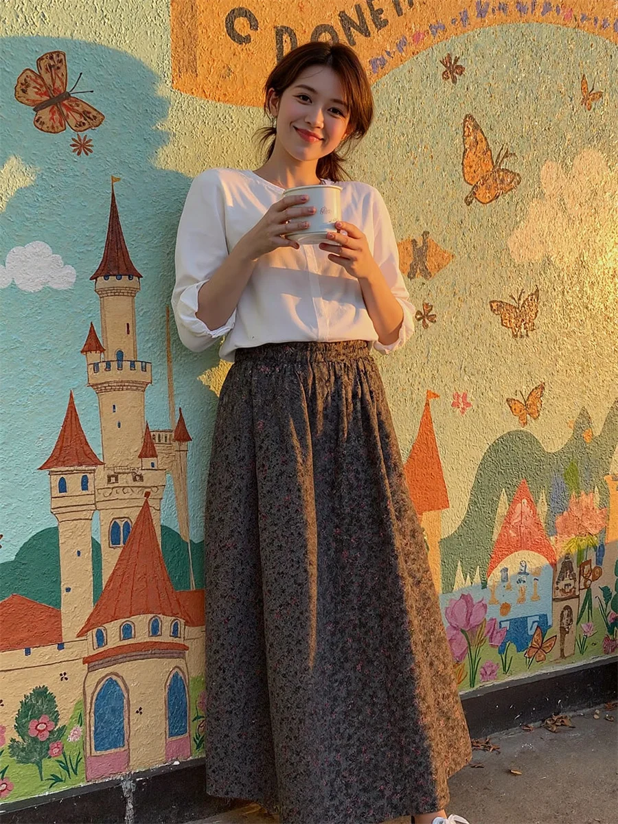 กระโปรงลายดอกไม้สไตล์มิดิสำหรับผู้หญิง แต่งระบายจีบ ผ้าต่อลูกไม้ แต่งเชือกผูก ดีไซน์ศิลปะทันสมัยเก๋ไก๋ แต่งผ้าตาข่ายซ้อนชั้น ดีไซน์หวาน