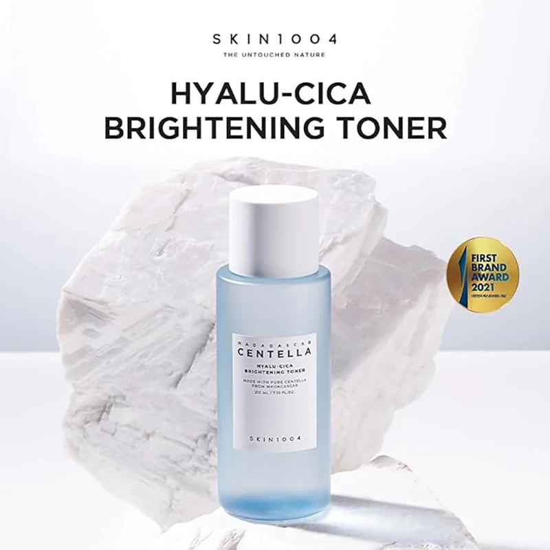 SKIN1004 Hyalu-CICA Toner éclaircissant Acide hyaluronique CICA Niacinamide Essence Apaise et hydrate la peau sèche