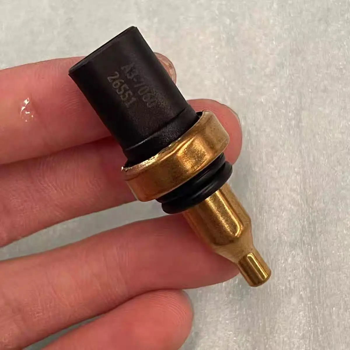 

Coolant Temperature Sensor for Dongfeng Fengshen AX7, Yixuan MAX, Yixuan GS, Haoji, Haohan, Yixuan