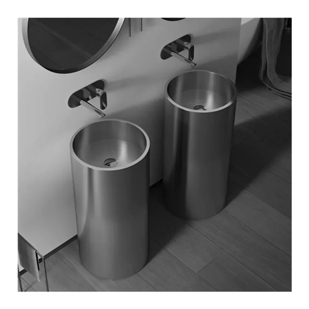 Bathroom Luxury Rou… - image