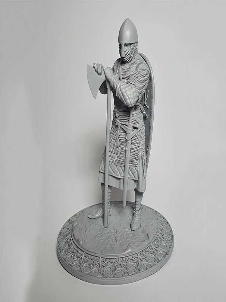 

В разобранном виде 1/24 древний солдат Норманский рыцарь, 11-й век, наборы миниатюрных моделей из смолы, неокрашенные