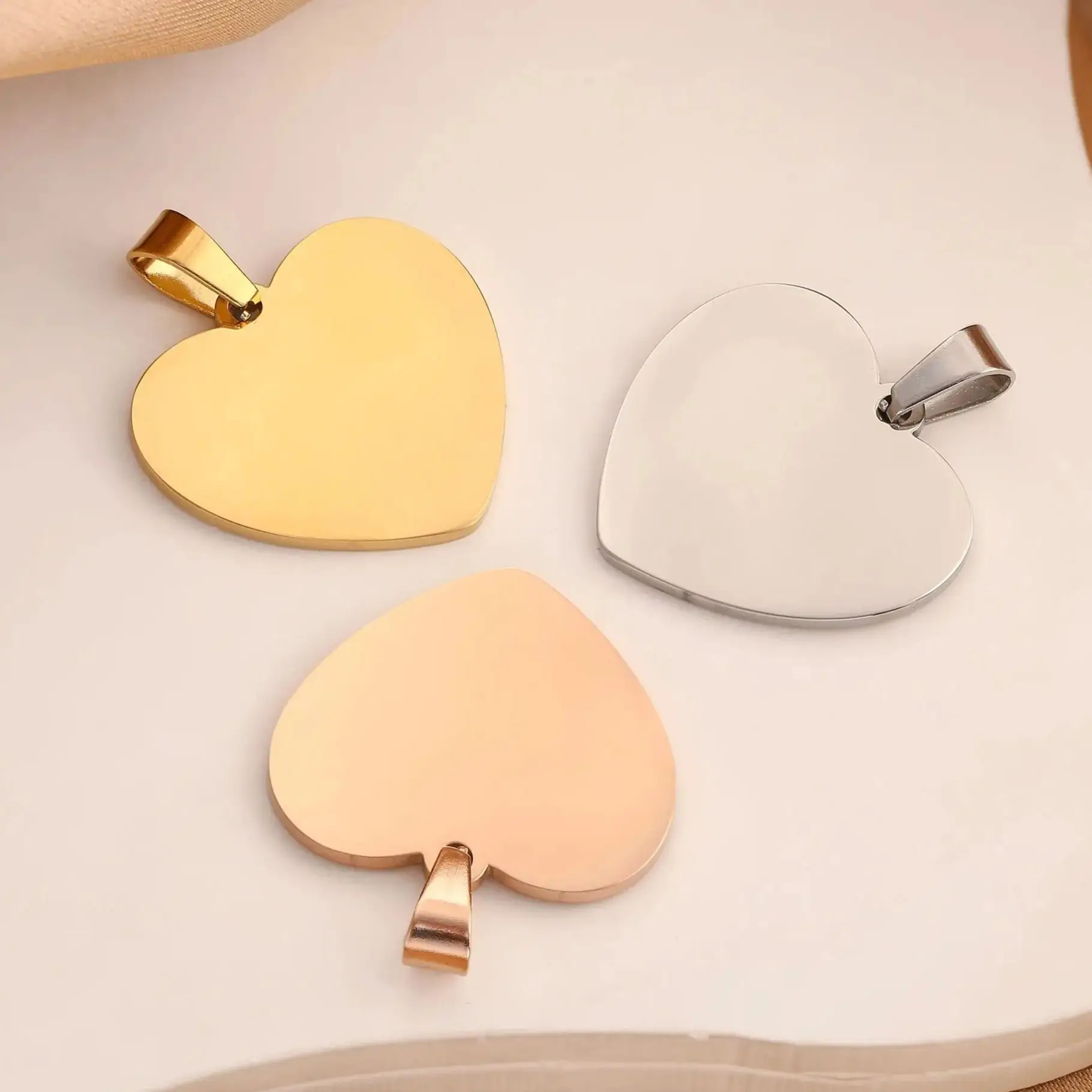 5Pcs/Lot Mirror Polished Blank Heart Charms PVD Plated Stainless Steel Pendant for Engraving Record DIY Necklaces Jewelry Making