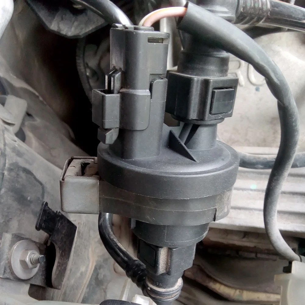 

A77Q-6001543631 8200024427 8200248821 8200660852 Solenoid Valve for II Scenic /Grand