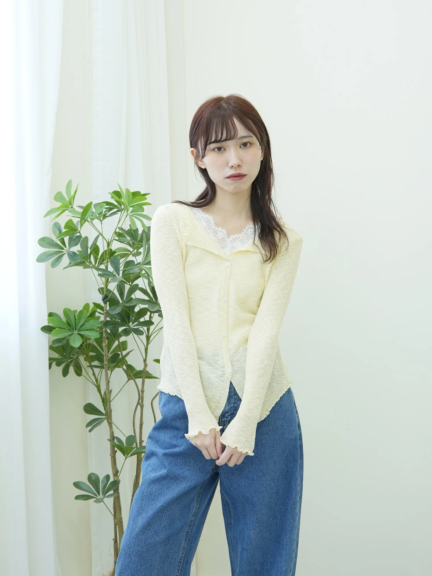 

Annuus2026 Новая женская модная весенняя кофта из бамбукового трикотажа с кружевными вставками, имитирующая двухслойность, в различных цветах, мягкая, вязаная, с длинным рукавом