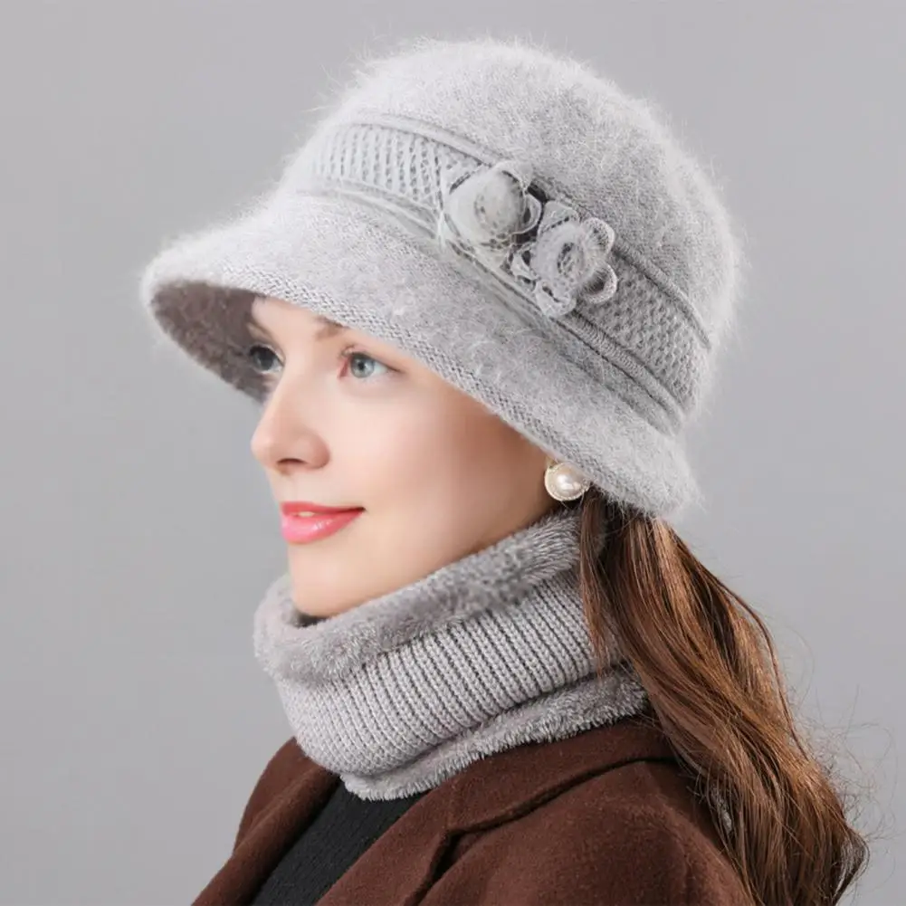 Solid Color Hat Scarf Women’s Winter Hat Scarf Set Soft Elastic Warm Basin Cap with Imitation Rabbit Fur Solid Color Cozy