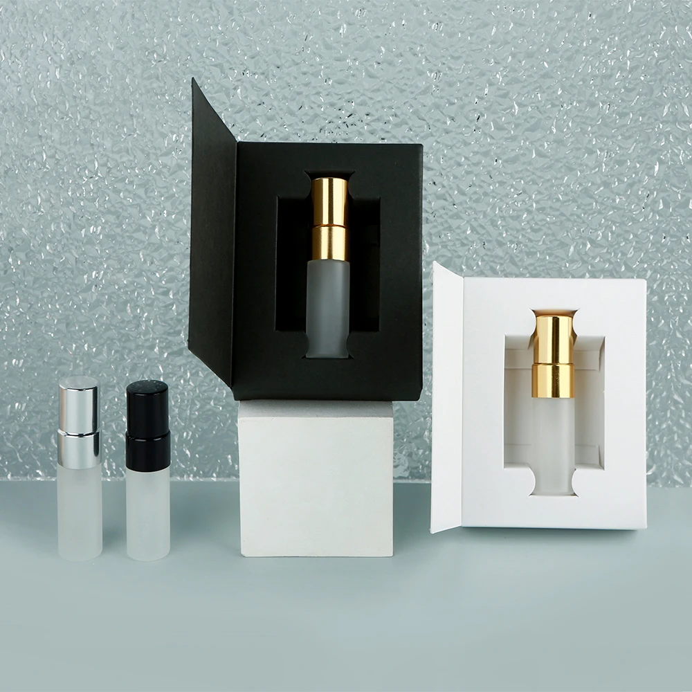 Set di flaconi spray in vetro smerigliato da 20/30 pezzi da 3 ml, mini fiale di profumo atomizzatore portatili con scatola squisita, lavabili e riutilizzabili