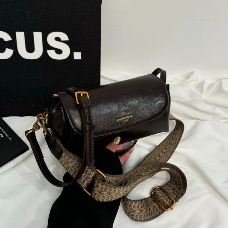 

Модная элегантная роскошная сумка для подгузников в винтажном стиле, кожаная сумка через плечо для стильной современной модной женщины