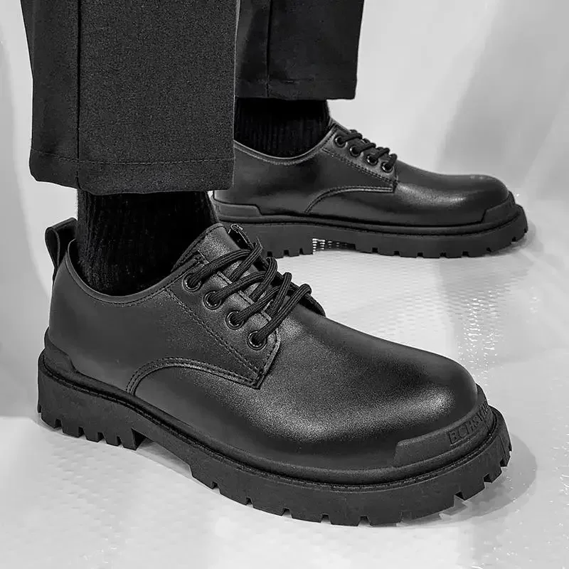 Zapatos de cuero de estilo británico para hombres, ropa Formal juvenil, zapatos de vestir formales de negocios para hombres, complejo informal coreano, nuevo