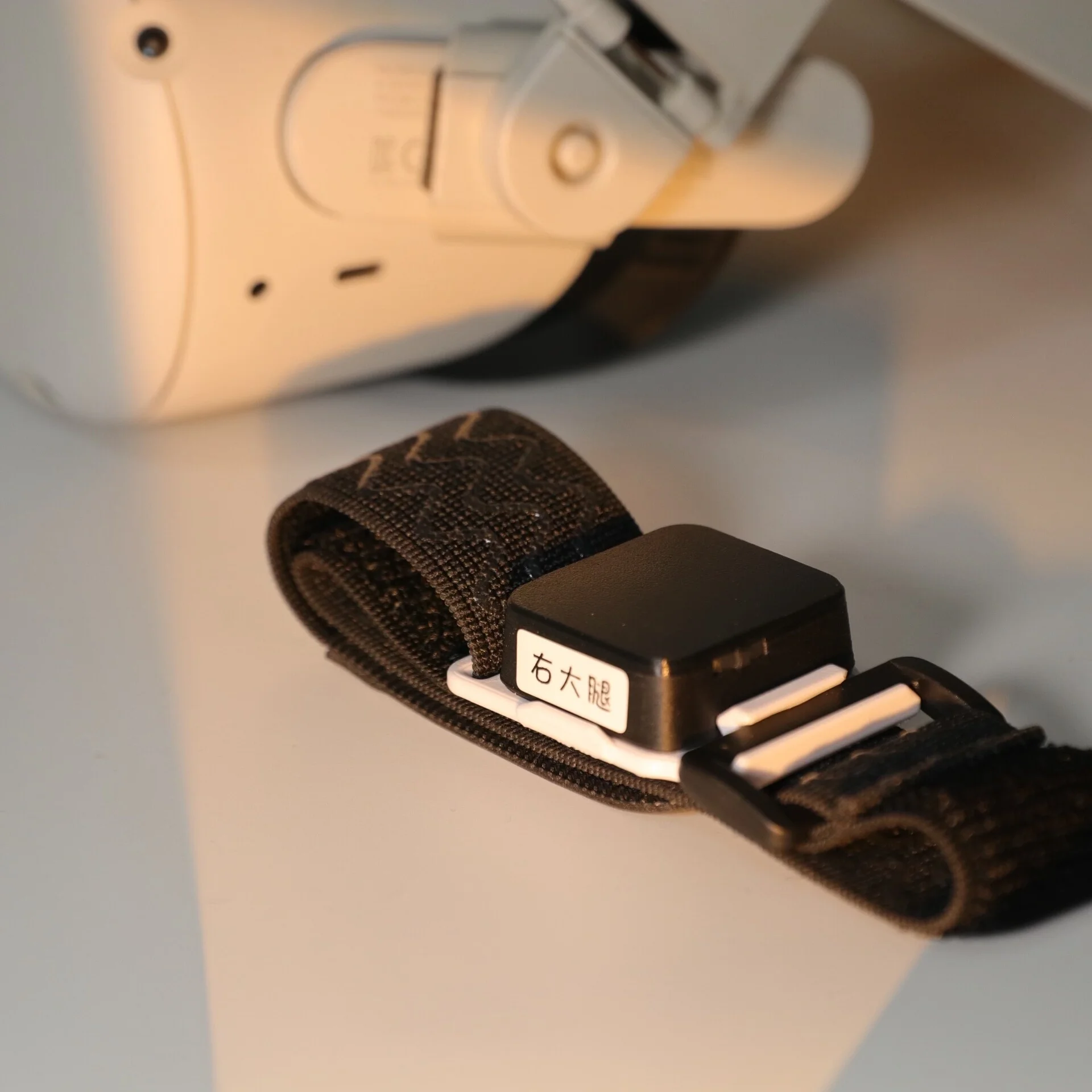 

ICM45686 SlimeVR Full Body Tracker Ultra-Stable Motion Tracking, ESP8266 Wireless, 800mAh Battery, Ready for SteamVR