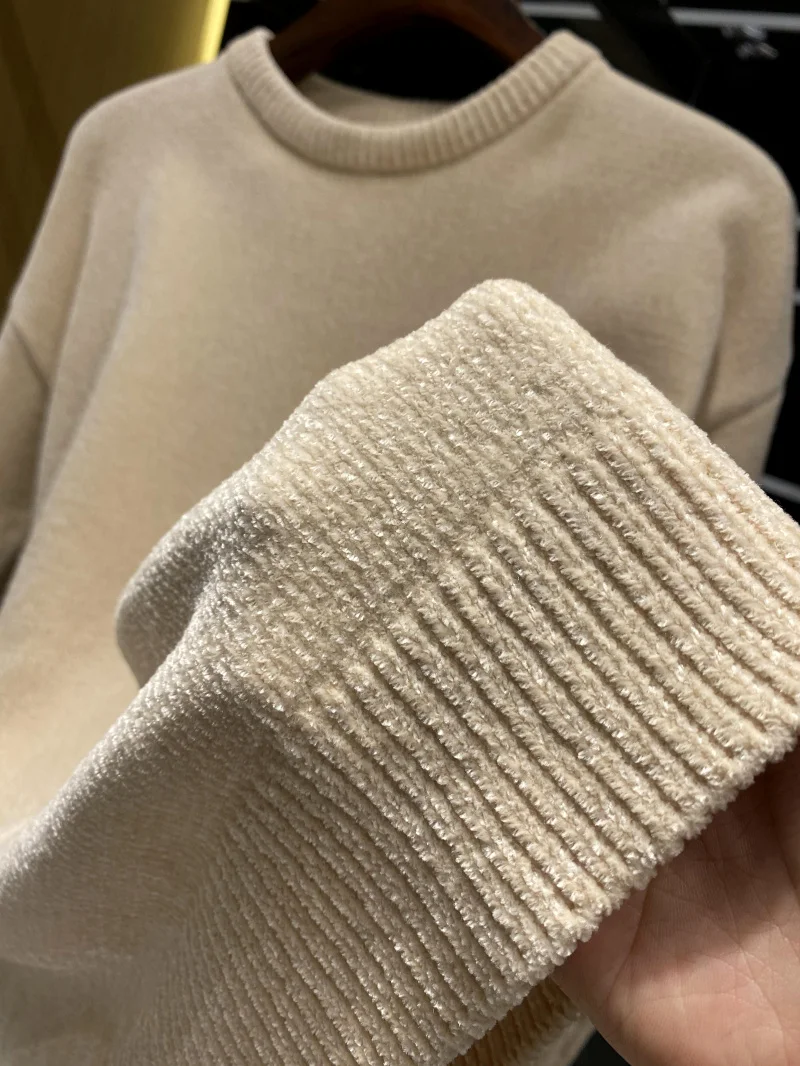 เสื้อสเวตเตอร์ถักสไตล์อเมริกันย้อนยุค ผ้ากำมะหยี่เนื้อนุ่ม อุ่นสบาย ผลิตจากเส้นใยโพลีเอสเตอร์นุ่ม เหมาะสำหรับฤดูหนาว