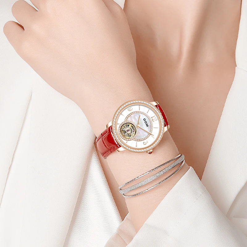 DOM luxo simples tendência couro relógio das mulheres requintado fritillary dial mecânico relógio das mulheres