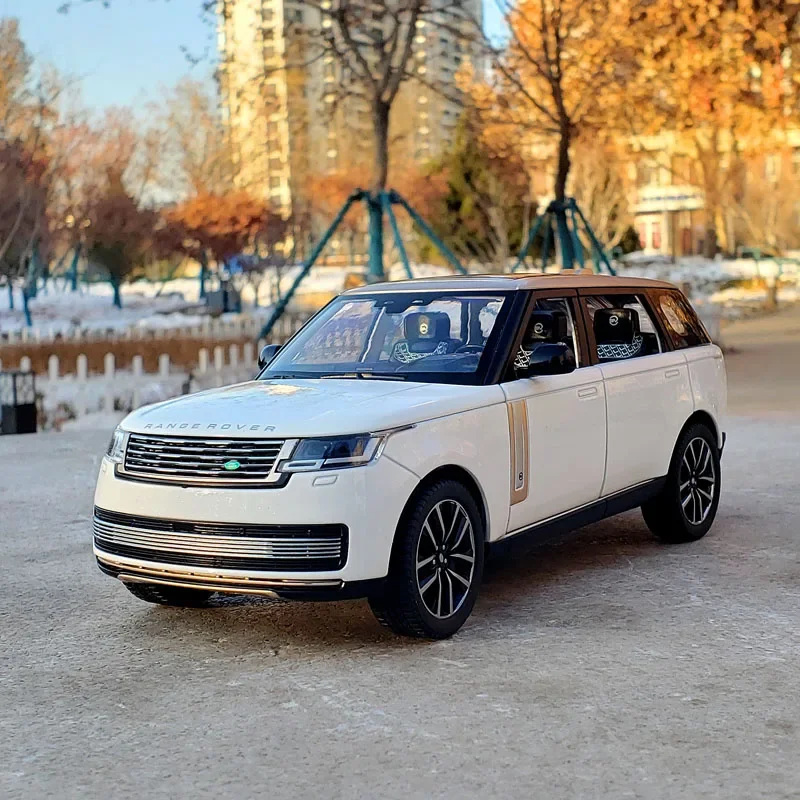 

1:32 Land Rover Range Rover SV 2022, литая под давлением игрушечная модель автомобиля из сплава, звук и свет, детские игрушки, коллекционные предметы, подарок на день рождения