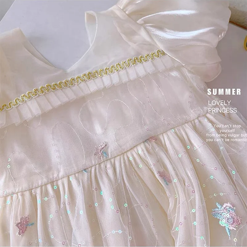 Summer 2024 Girls and Children\'s Leisure Bubble Sleeve Bow Lace Round Neck Dress Princess Dress Children\'s Clothing