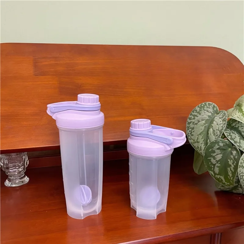 Transparent shaking cup, summer fitness sports large capacity cup, mixing ball, resistant to drops and impacts