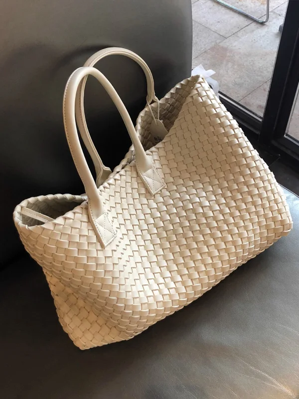 Spring Summer 2025 Handwoven Large Capaci Tote Bag Commuter Bag  Design Handbag Single Shoulder Bag for Casual Use