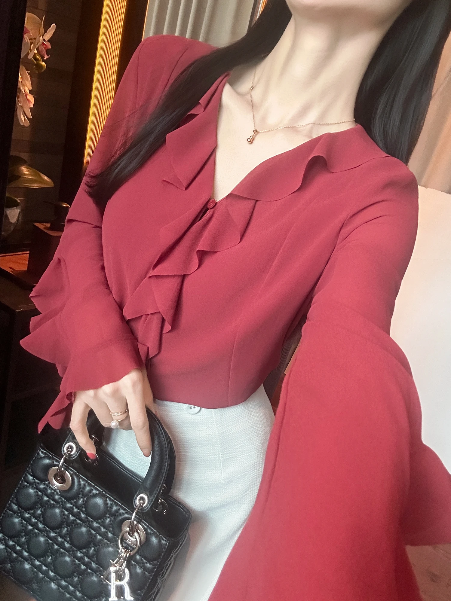 

Женская модная блузка You See Ele Slimming с V-образным вырезом, длинным рукавом, цвета Soft Mist Red, для офиса и свиданий, весенняя коллекция